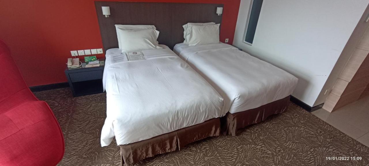 The Klagan Hotel Kota Kinabalu Dış mekan fotoğraf