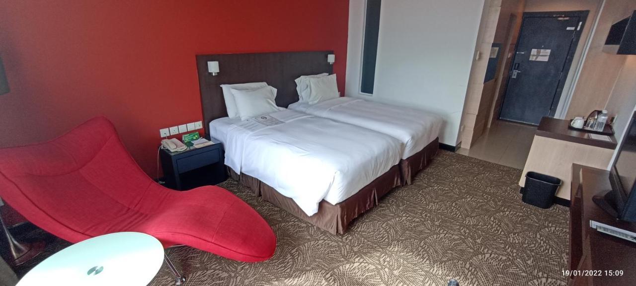 The Klagan Hotel Kota Kinabalu Dış mekan fotoğraf