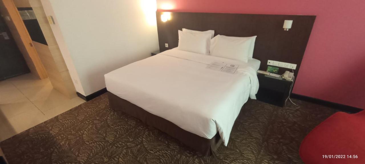 The Klagan Hotel Kota Kinabalu Dış mekan fotoğraf