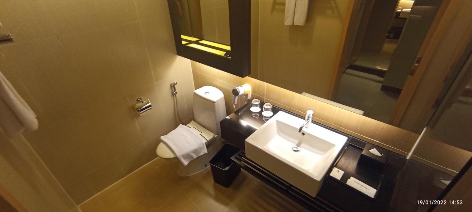 The Klagan Hotel Kota Kinabalu Dış mekan fotoğraf