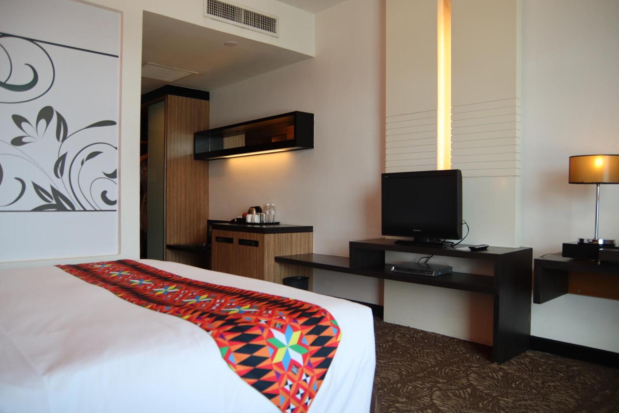 The Klagan Hotel Kota Kinabalu Dış mekan fotoğraf